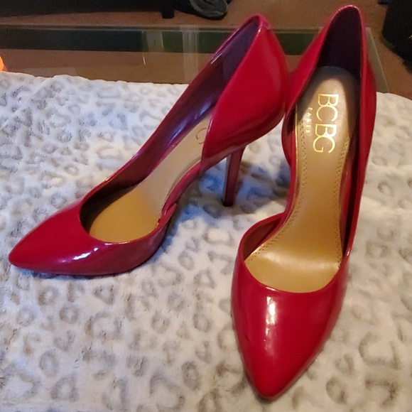 Shoes - Picture 2 of 6